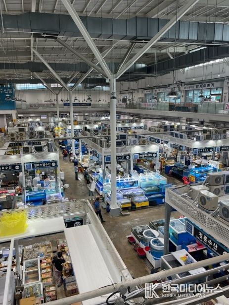 수원시 농수산물도매시장 수산동 전경