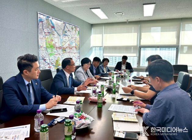 경제노동위원회 소속 더불어민주당 의원들, 경기이동노동자들과 정담회 가져