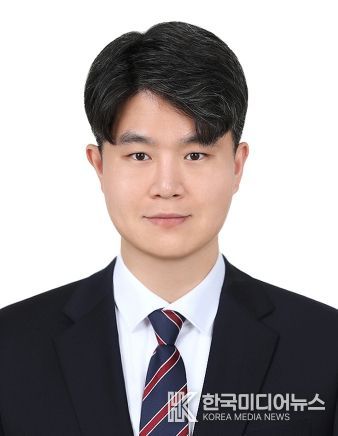 천대초 교사 강대철