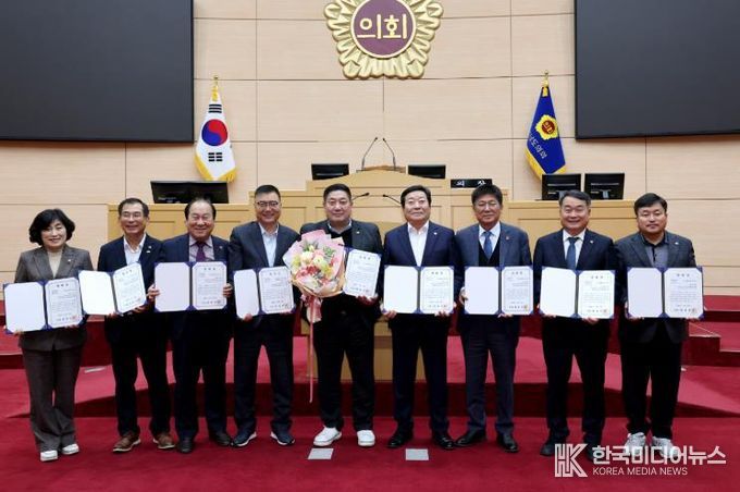 전라남도의회 수산정책발전연구회, ‘2024 지방의정대상’ 정책연구 부문 장려상 수상