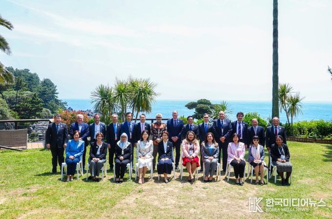 APEC 제2차 고위관리회의