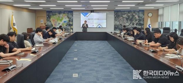 행복청은 공공갈등 예방과 해결 역량 강화를 위해 행복도시 건설사업 담당자를 대상으로 전문가교육을 실시했다.