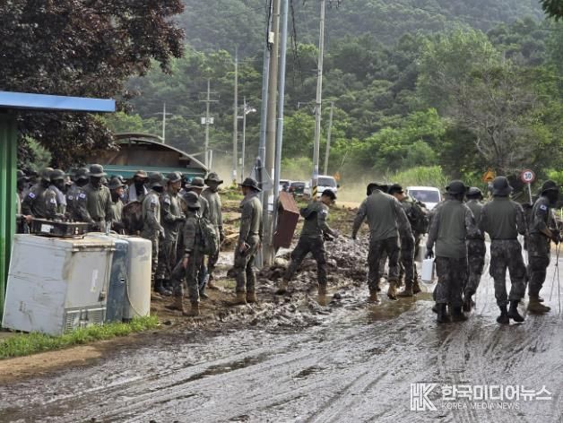 군 장병들, 가평 수해복구 ‘최전선’에서 구슬땀
