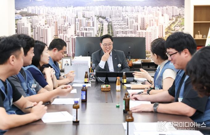 양주시, 공무원노동조합과 정기 간담회 개최…조합원 복지·시정 발전 논의