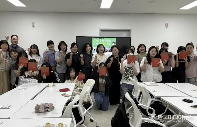 동두천시 여성단체협의회, 학교밖 청소년과 함께한 '반딧불멍쉼터' 유기견보호 지원사업 성과 공유회 개최