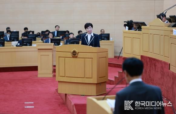 한춘옥 전남도의원, 학교 급식 종사자 처우·노동 환경 개선해야