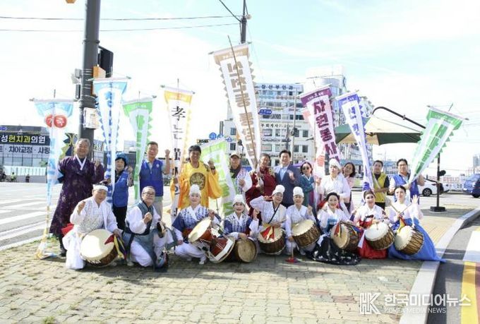 전통과 현대가 어우러진 '제8회 시흥시 신천동 효 축제' 주민 큰 호응 속에 마무리
