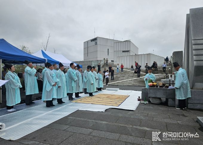 망향제