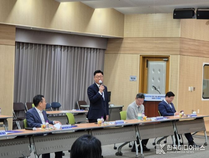 전북자치도의회 장연국 대표의원, 지방의회 위상 강화 위해 연석회의 참석