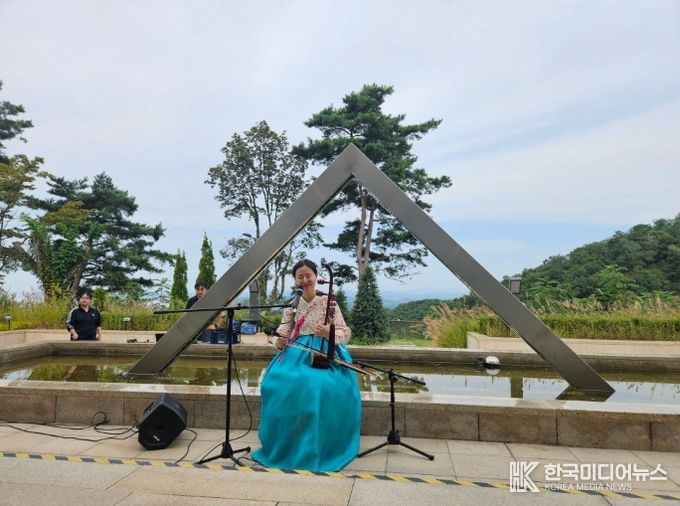 김포시가 27일 9월 특별문화행사인 ‘가을애(愛), 애기봉’ 을 개최했다.