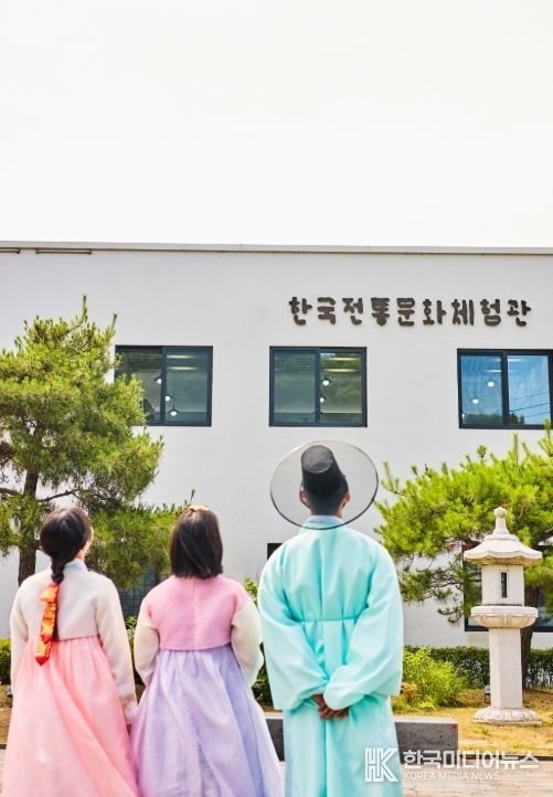 ‘지역문화예술, 한복을 입다’ 진행