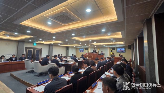 제379회 장수군의회 임시회 제2차 본회의
