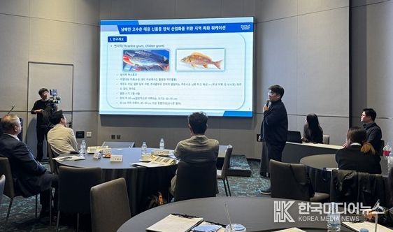 경상국립대학교(GNU) 해양과학대학 해양수산미래교육원은 10월 30일부터 31일까지 남해군 일대에서 RISE사업의 일환으로 ‘2025 지역 문제 둘러보기 프로그램: 느낌표 워케이션’을 개최했다.