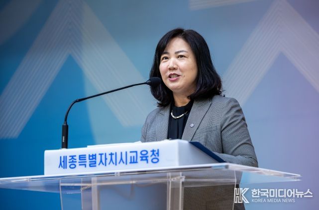 구연희 교육감 권한대행이 3일 소통・공감의 날에서 당부 말씀 모습