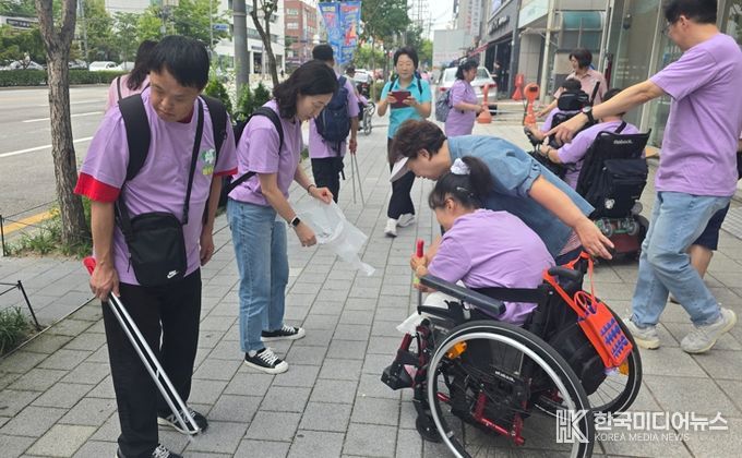 동대문구, 장애인시설과 ‘같이 걷는 봉사’ … 3개월간 200명 참여