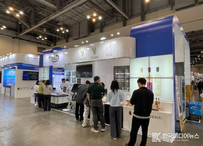 기장군이 지역 수산물 홍보를 위해 지역 업체와 함께 2025 부산국제수산EXPO에 참가했다