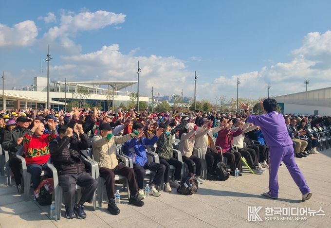 (사)대한노인회 동구지회, 제5회 어르신 건강걷기대회 성황리 개최
