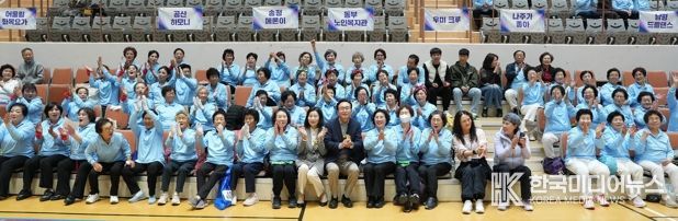 지난 8일 나주종합스포츠파크 다목적체육관에서 ‘제17회 나주시장기 한마음 생활체조 페스티벌’이 열렸다.