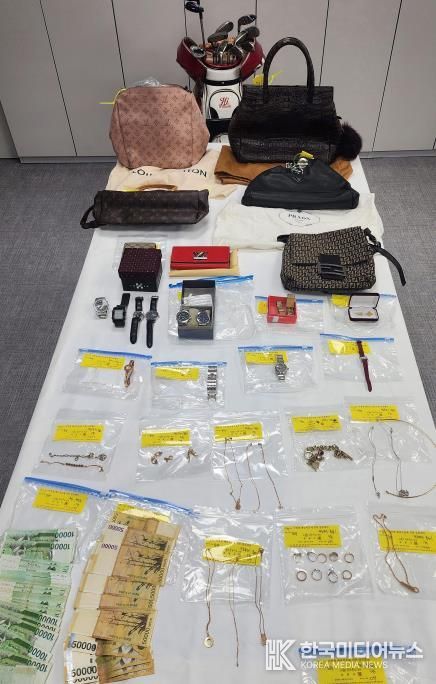 포천시, 고액체납자 가택수색 실시…명품 가방·골프채 등 동산 압류