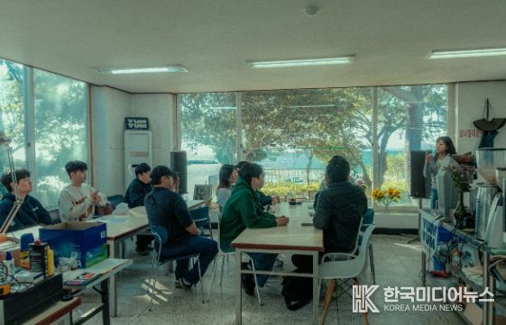 고흥군, 덤벙청년마을 청년 문학창작 워크숍 ‘첫문장학교’ 성료