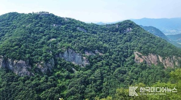 오봉산 산림과 암상 경관