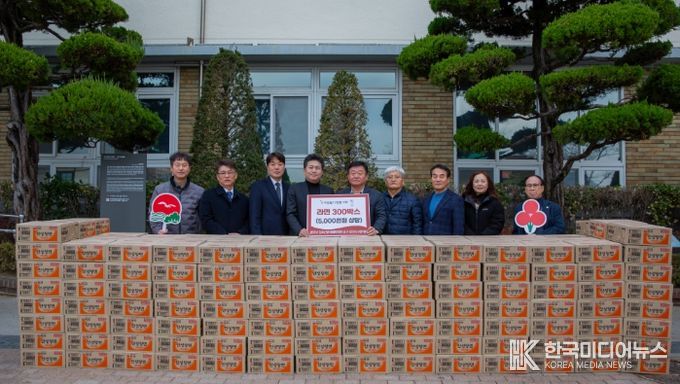 법무부 청소년범죄예방위원 중구옹진지구협의회, 연말 맞아 중구에 라면 기탁