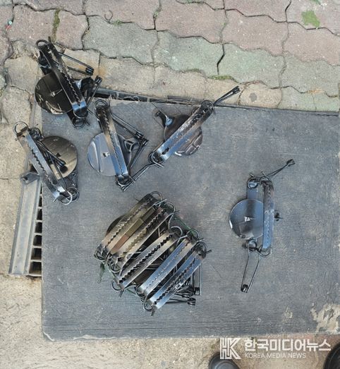 야생동물 밀렵도구 사진