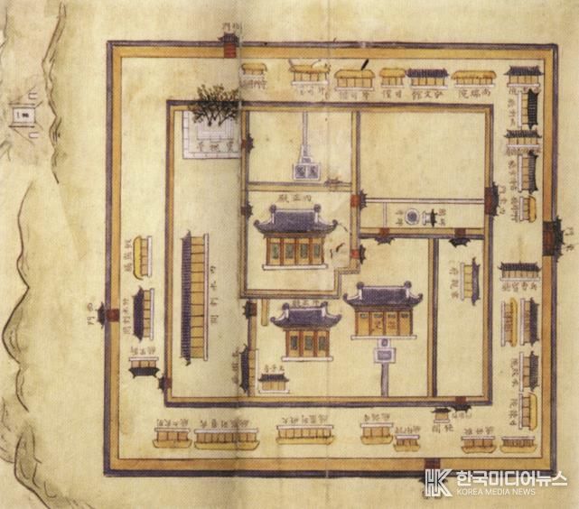 온양행궁도 조선시대 온양온천에 지은 숙소로 왕이 온천욕을 하고 정무도 보던 임시 궁궐이다.