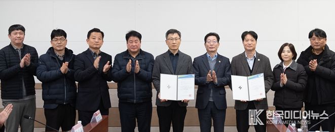 인천시설공단(이사장 김재보)은 안전보건공단의 「2025년 위험성 평가 우수사업장 인정제도」에서 공단이 관리하는 ‘송림체육관’과 ‘어린이과학관’이 위험성 평가 우수사업장 ‘재인정’을 획득했다.