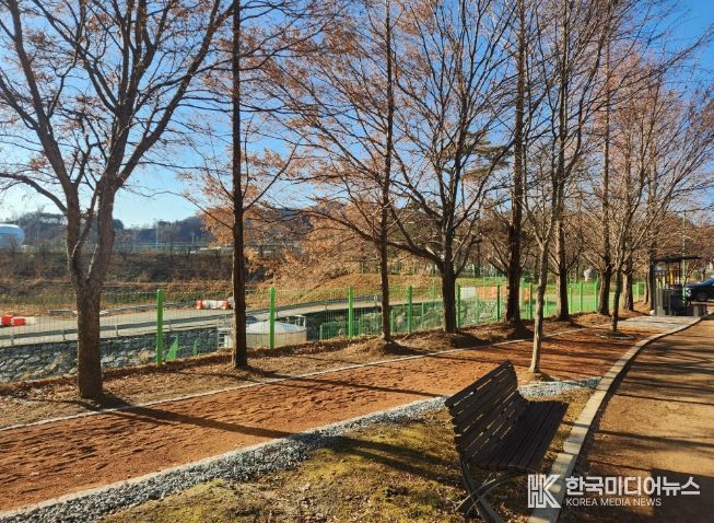 영월군 스포츠파크 맨발걷기 길 조성