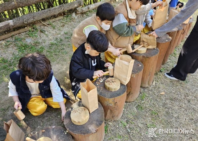 연수구, 유아숲 체험 연계 ‘목재 체험프로그램’ 성료
