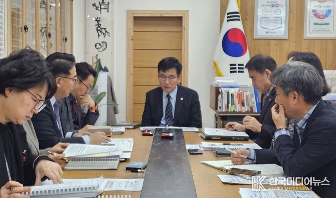 윤건영 교육감, 학생맞춤통합지원 교사 부담 줄이는 것이 교육의 본질을 지키는 것