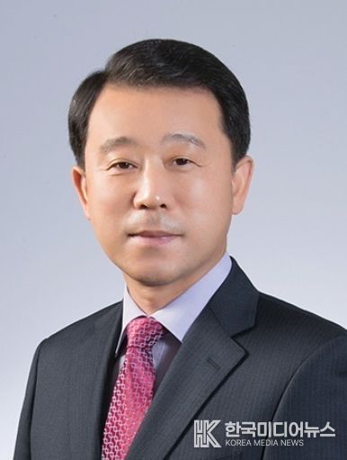 정수권 경상북도경산교육지원청 교육장