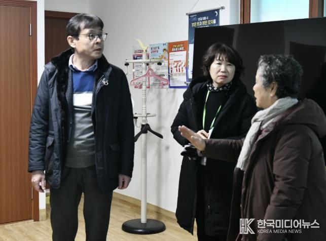 장수석 수원 영통구청장, 한파 대비 매탄동 새터경로당 현장 점검