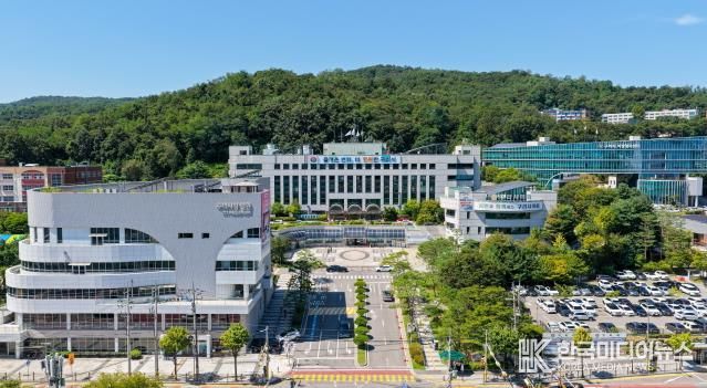 구리시(시장 백경현)가 국가보훈부 경기북부지청 관할 11개 지자체 가운데 2025년 보훈 수당정책과 예우 수준에서 가장 두드러진 것으로 나타났다.청