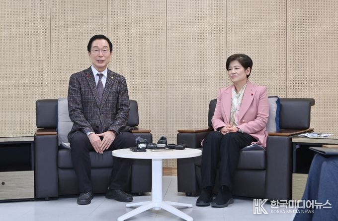 경북교육청, 대구?경북 행정통합 관련 교육 현안 정책 협의(교육자치 보장·교육재정 안정성 등 교육 분야 공통 입장 논의)