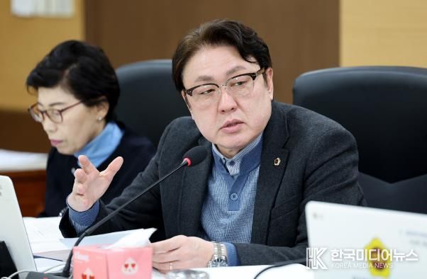 인천시의회 신충식 의원, 문화체육국 대상 분야별 심도있는 질의