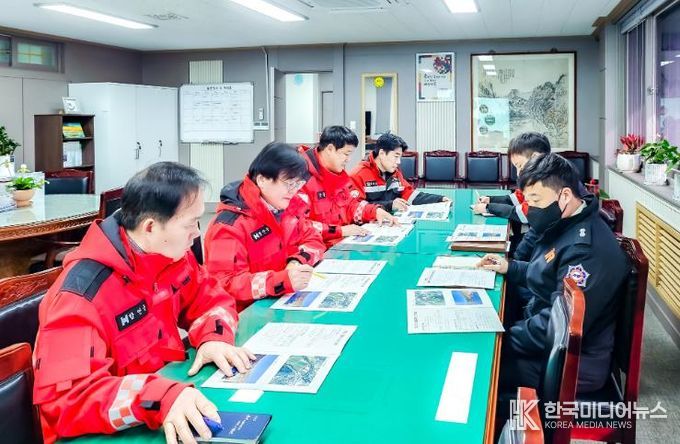 함안군, 겨울철 산불 대응 강화를 위해 함안소방서와 간담회 개최