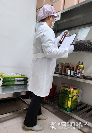 충북교육청, 개학 전 학교급식 위생 자체 점검으로