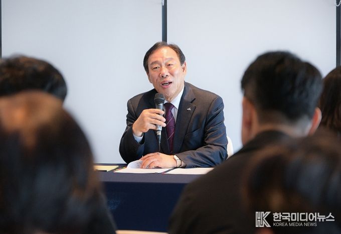 최민호 세종시장, 주민과 함께 산울동 현안 살폈다