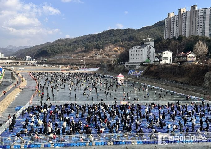 홍천강 꽁꽁축제 현장