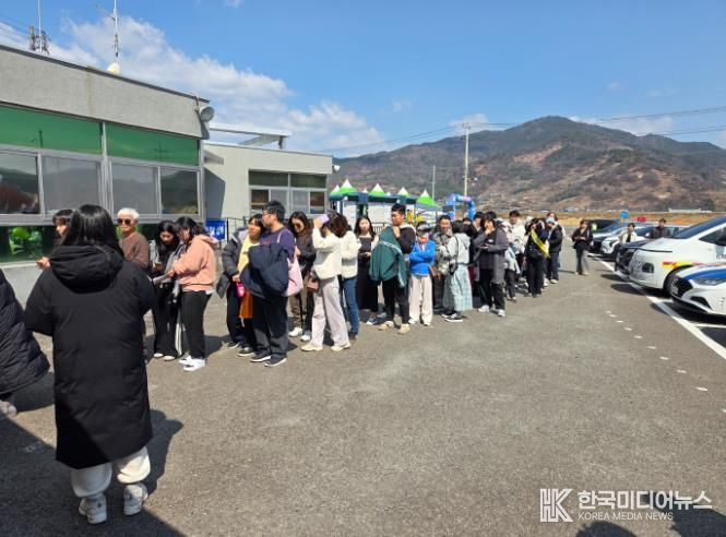 광양매화축제 개막 매돌이 키링 이벤트 관광객 북적 홍보소통실(이벤트현장2)