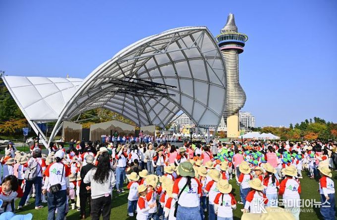 (참고) 25년 10월 29일 제17회 속초시 어린이집 새싹축제 당시