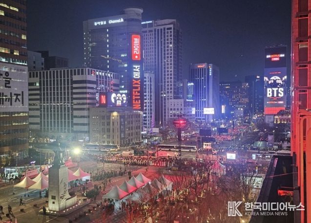 21일 광화문스퀘어 모습