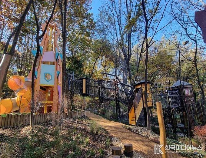 뚝딱뚝딱 놀이터(초안산근린공원, 창1동 산177-1)