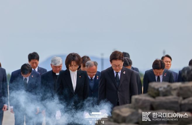 제주 4•3 평화공원 참배(청와대)