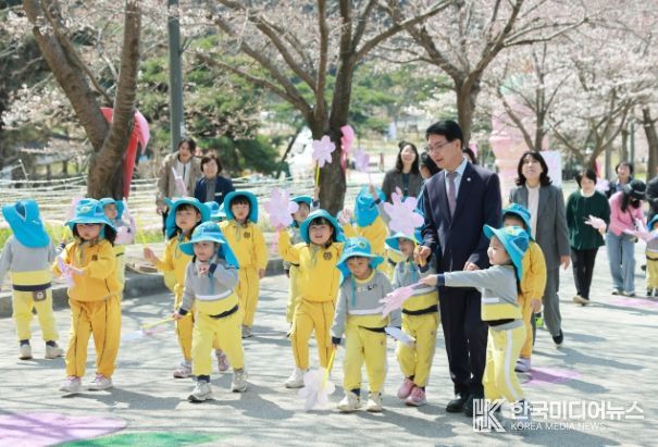 고창벚꽃축제, 기다렸나 봄