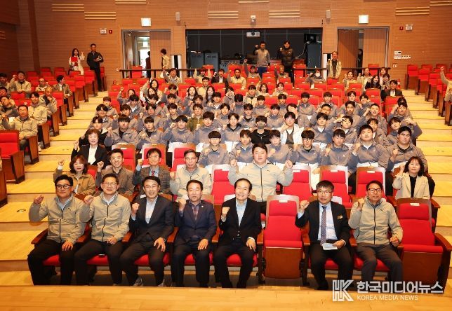 의성군의회 최훈식 의장, 경북도민체전 결단식·개회식 참석